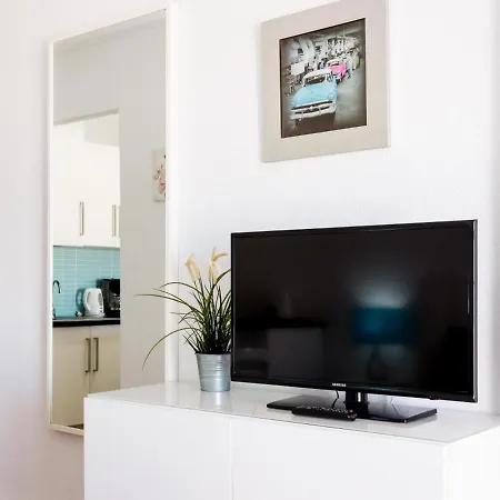 Apartment 2007 Garden Chic, Heated Pool! *