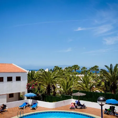 2007 Garden Chic, Heated Pool!